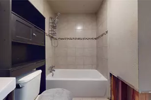 3317 S Edelweiss Dr, Grand Prairie, TX 75052 - Photo 23