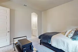 817 Fallbrook Ave, Denton, TX 76210 - Photo 33