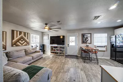 825 County Road 3655, Paradise, TX 76073 - Photo 9