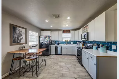 825 County Road 3655, Paradise, TX 76073 - Photo 11