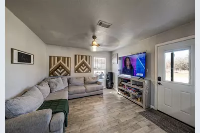 825 County Road 3655, Paradise, TX 76073 - Photo 9