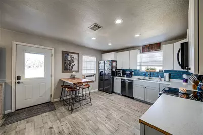 825 County Road 3655, Paradise, TX 76073 - Photo 5