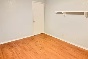 1104 N Horizon Trail, Arlington, TX 76011 - Photo 13