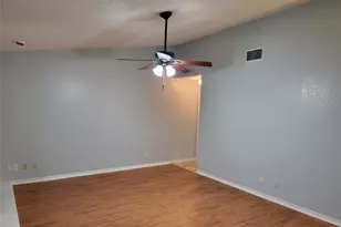 1104 N Horizon Trail, Arlington, TX 76011 - Photo 7