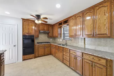 6517 Bob Hanger Street, Fort Worth, TX 76179 - Photo 15