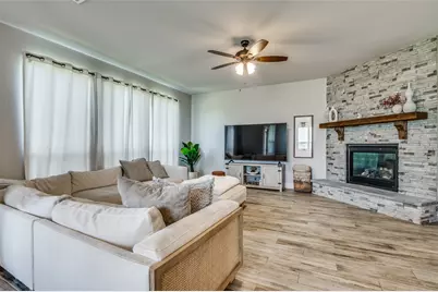 1241 Ronald Street, DeSoto, TX 75115 - Photo 5