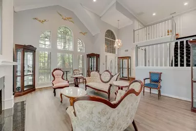 2805 Pine View Drive, Grapevine, TX 76051 - Photo 5