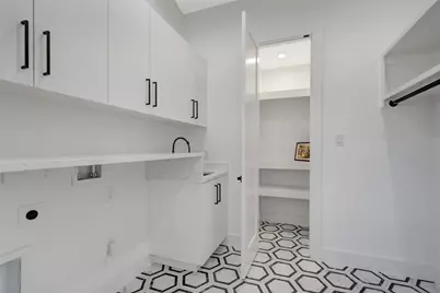 3722 Fairfax Avenue, Dallas, TX 75209 - Photo 17