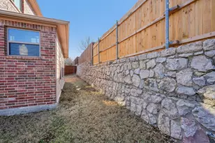 6929 Tessla Dr, Dallas, TX 75241 - Photo 33
