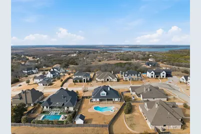 16022 Sorrento Drive, Woodway, TX 76712 - Photo 33