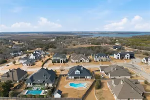 16022 Sorrento Dr, Woodway, TX 76712 - Photo 33