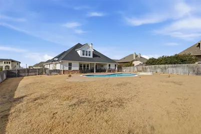 16022 Sorrento Drive, Woodway, TX 76712 - Photo 29