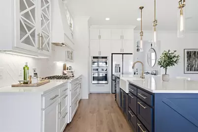 16022 Sorrento Drive, Woodway, TX 76712 - Photo 9