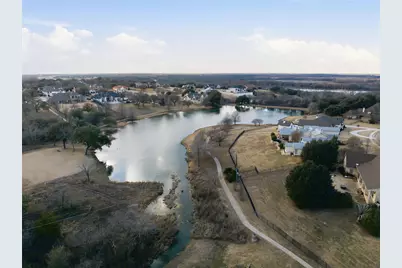 16022 Sorrento Drive, Woodway, TX 76712 - Photo 35