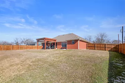1305 12th Street, Honey Grove, TX 75446 - Photo 7