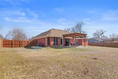 1305 12th Street, Honey Grove, TX 75446 - Photo 5