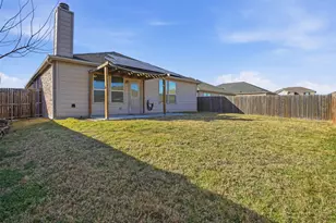 10028 Amosite Dr, Blue Mound, TX 76131 - Photo 27