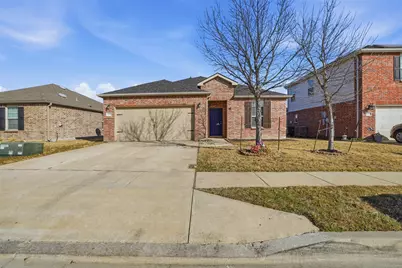10028 Amosite Drive, Fort Worth, TX 76131 - Photo 5