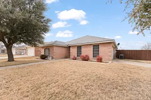 301 Rock Meadow Dr, Crowley, TX 76036 - Photo 3