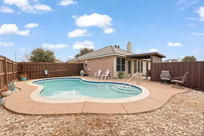 301 Rock Meadow Drive, Crowley, TX 76036 - Photo 23