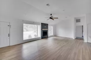 3301 Yellowstone Dr, Arlington, TX 76013 - Photo 5