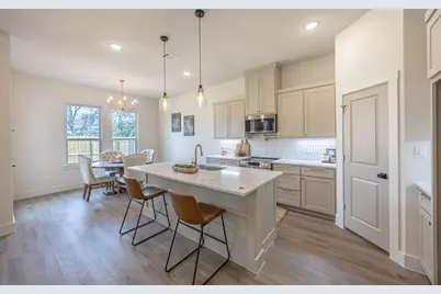 5500 W Vickery Boulevard, Fort Worth, TX 76107 - Photo 9