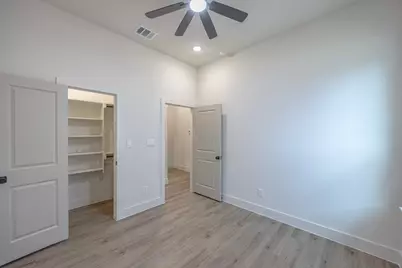 5500 W Vickery Boulevard, Fort Worth, TX 76107 - Photo 21