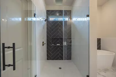 5500 W Vickery Boulevard, Fort Worth, TX 76107 - Photo 17