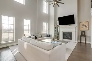 2449 Longspur Dr, Fort Worth, TX 76008 - Photo 5