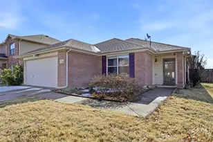 505 Del Mar Dr, Ponder, TX 76259 - Photo 1