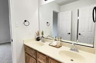 915 Hidden Lakes Dr, Cedar Hill, TX 75104 - Photo 13