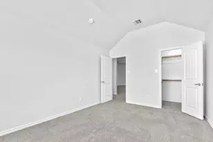 8401 Hitching Tr, McKinney, TX 75070 - Photo 13