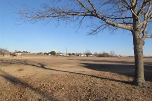 000 Otter Ln, Palmer, TX 75152 - Photo 1