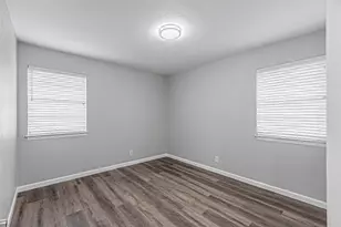 1205 Navaho St, Arlington, TX 76012 - Photo 11