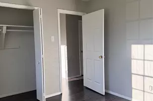 6208 Harmony Ln, Dallas, TX 75241 - Photo 7