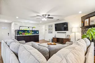 7301 Windcrest Ln, North Richland Hills, TX 76182 - Photo 3