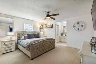 7301 Windcrest Ln, North Richland Hills, TX 76182 - Photo 11