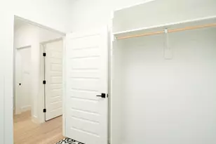 5851 Millar Dr, Dallas, TX 75236 - Photo 25