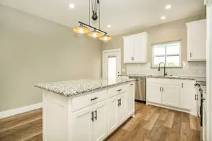 20496 US Hwy 377, Whitesboro, TX 76273 - Photo 3