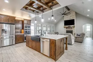 8895 Hutcheson Hill Rd, Springtown, TX 76082 - Photo 11