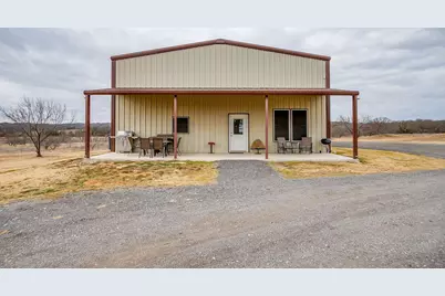 8895 Hutcheson Hill Road, Springtown, TX 76082 - Photo 33