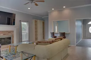 105 Country Green Ct, Weatherford, TX 76087 - Photo 17