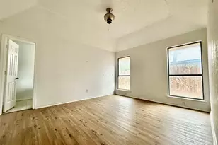 1921 Ashley Dr, Fort Worth, TX 76134 - Photo 7