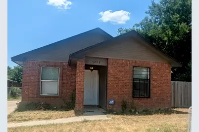 5208 Carol Avenue, Fort Worth, TX 76105 - Photo 1