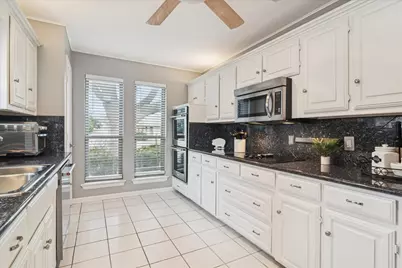 1536 Copper Creek Drive, Plano, TX 75075 - Photo 11