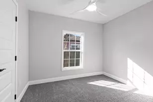 2435 Sharon St, Dallas, TX 75211 - Photo 13