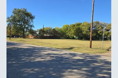 225 Haskell Drive, Garland, TX 75040 - Photo 9