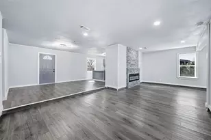 3922 Rainier St, Irving, TX 75062 - Photo 9