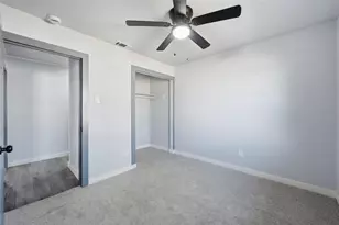 3922 Rainier St, Irving, TX 75062 - Photo 17