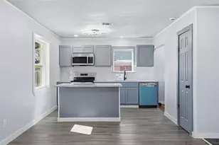 3922 Rainier St, Irving, TX 75062 - Photo 3